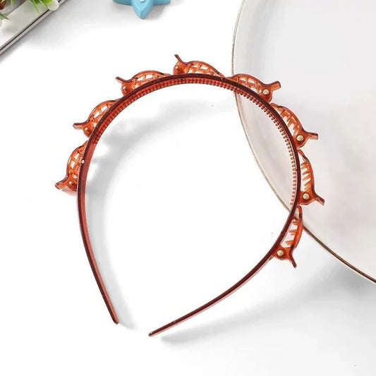 Tiara with Clip – The Detail That Transforms Your Look